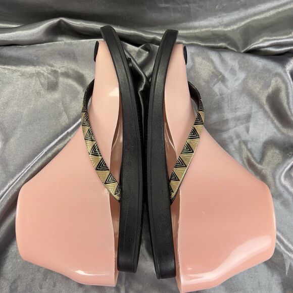 Ipanema Women's 5 / 35.5 Flip Flops Thong Sandal Black Gold Triangle Summer Shoe - Picture 9 of 17
